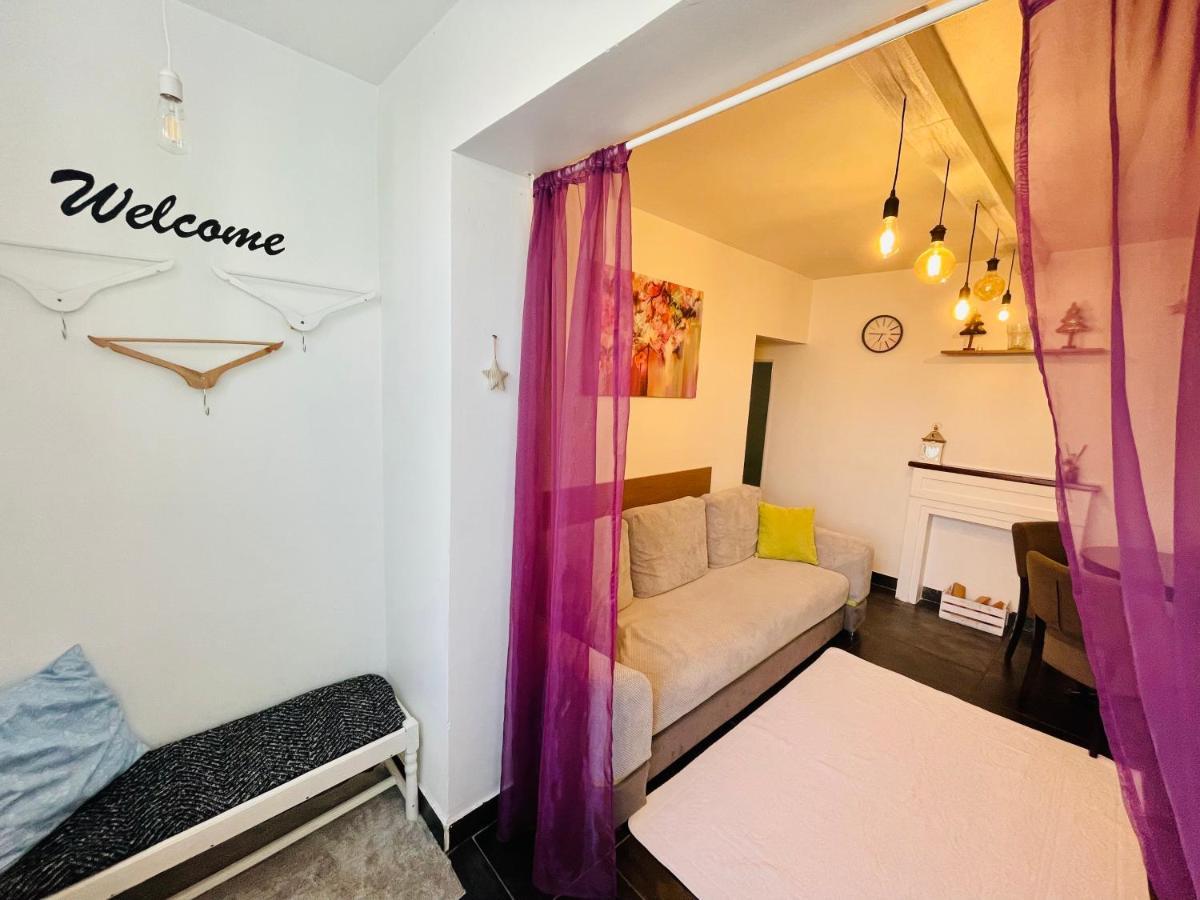 Perfect Place To Stay Self Check In-24H-Netflix-Wifi Resita Exterior photo